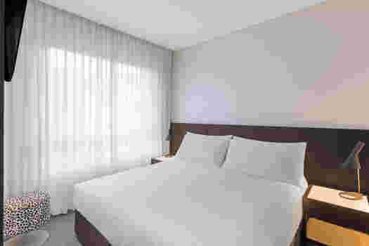 Adina Apartment Hotel